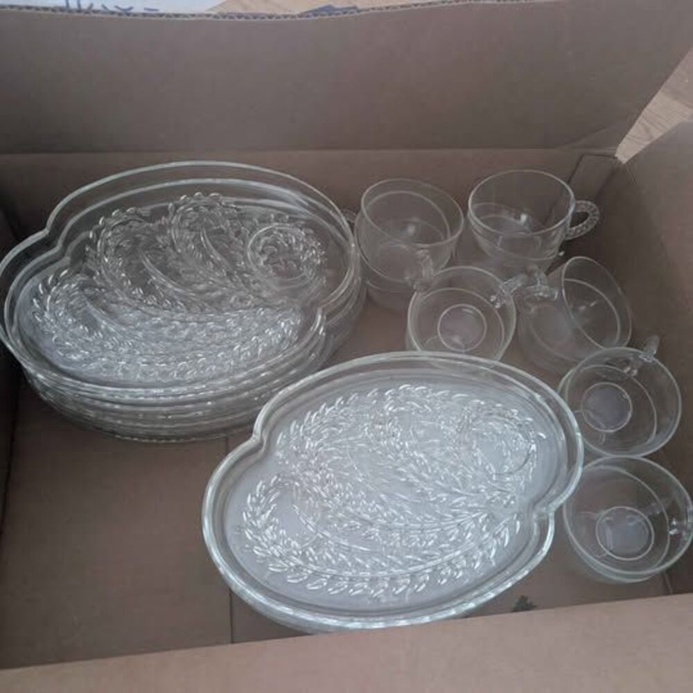 Vtg Mid Century 50s Federal Glass Wheat Hospitality Luncheon Snack Plate Cup Set